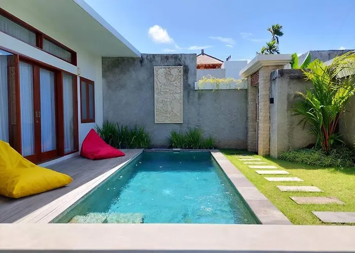 Villa Livin Sanur Denpasar